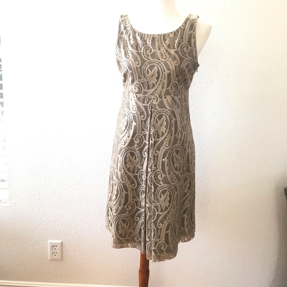 Dress - Picture 2 of 7